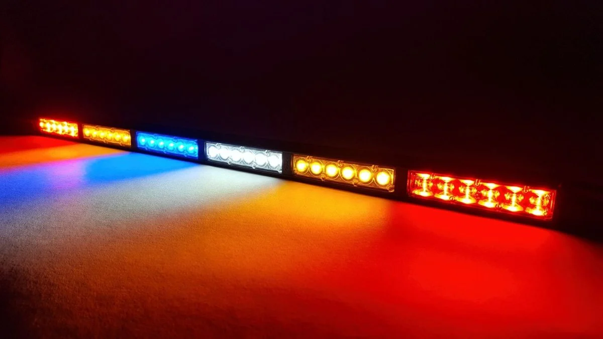 28 inch Race LED Light Bar - Multi-Function - Rear Facing - Image 2